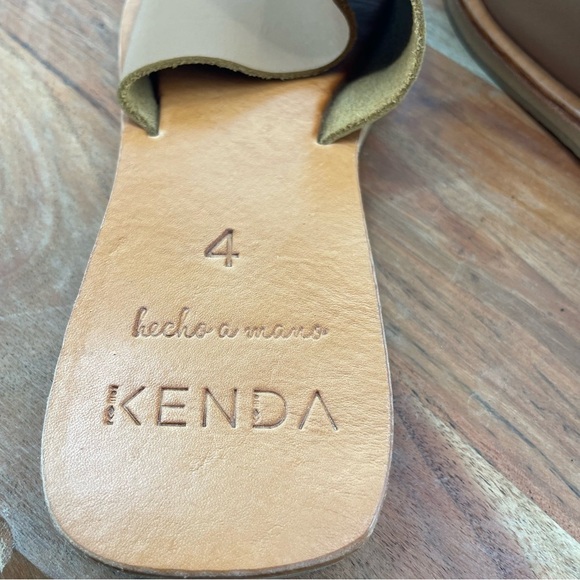 Kenda Colibri slide Sandals tan Leather Sz 4 US 6.5 toe loop - Picture 4 of 7